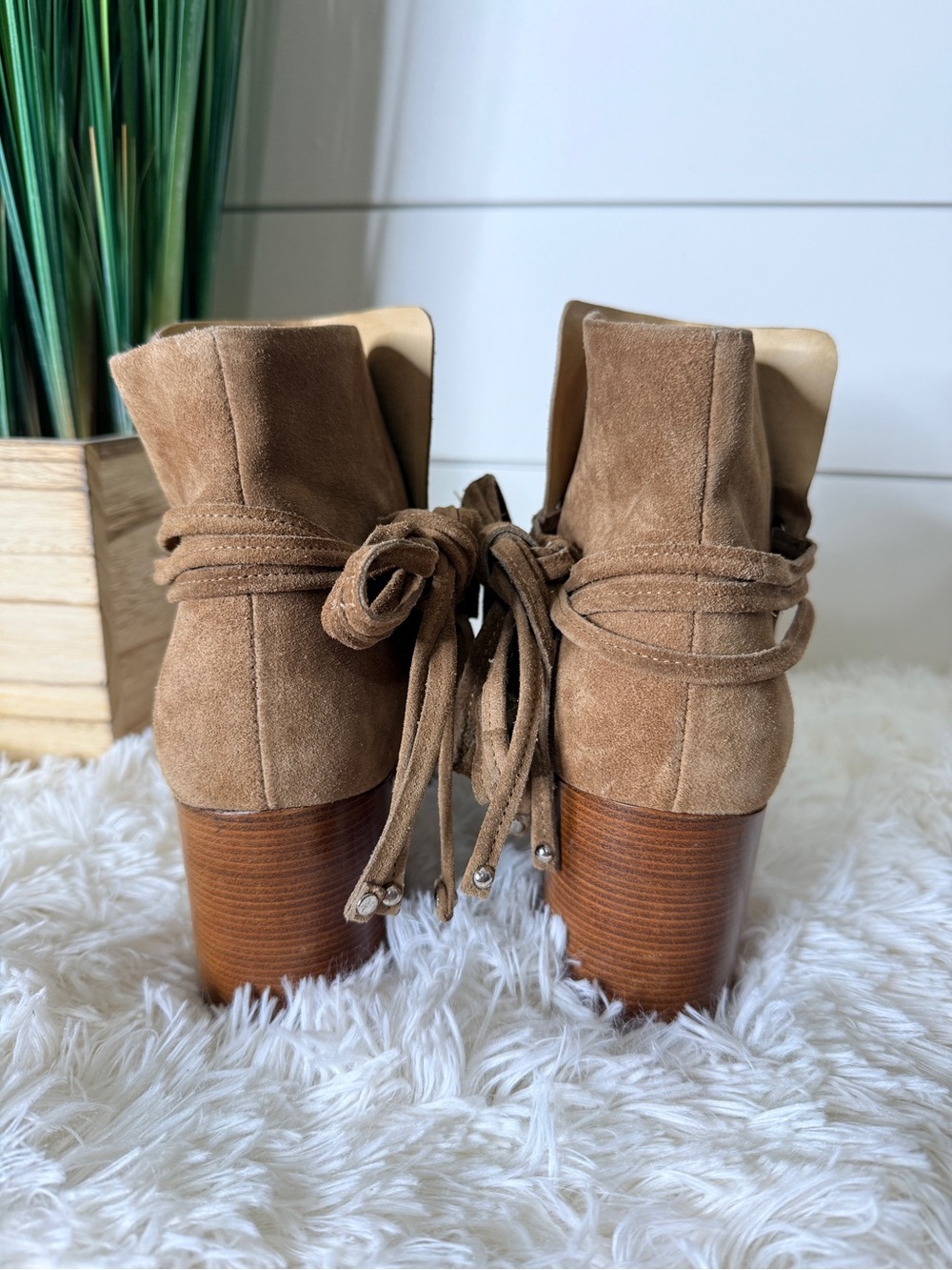Rag & Bone Dalia II Suede Studded Tassel Tie Chunky Heel Bootie Camel Size 39 - Picture 8 of 10